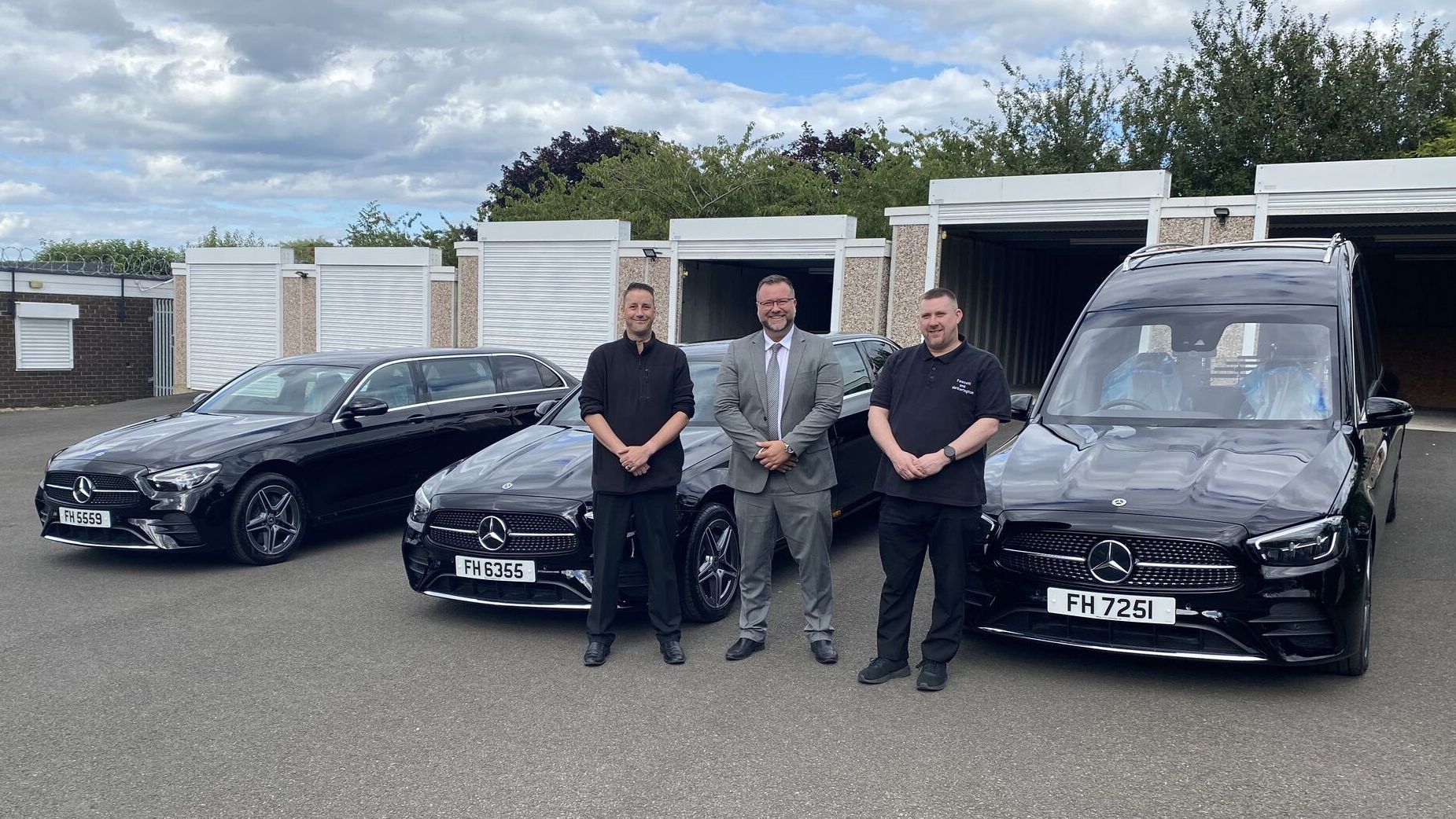 Read more about the article Family-owned Fawcett and Hetherington welcome  new Mercedes E200 AMG Line mild hybrids